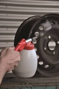 PISTOLET DE SABLAGE AVEC GODET