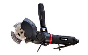 BROSSEUSE EN COFFRET AVEC UNE